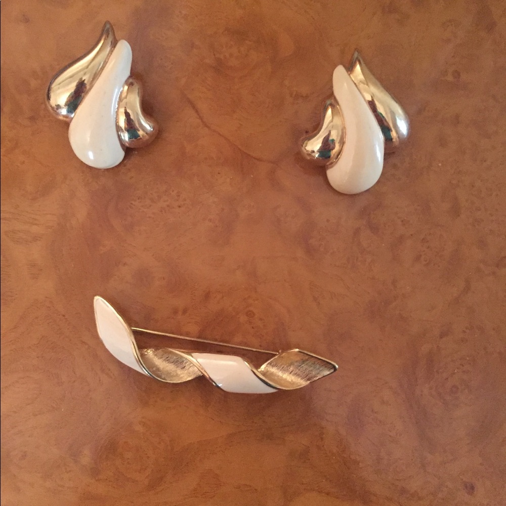 Clip on earrings and matching brooch